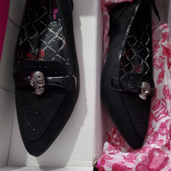 Abbey Dawn Shoes - Abbey Dawn Black Loafers with Silver Skull Accent